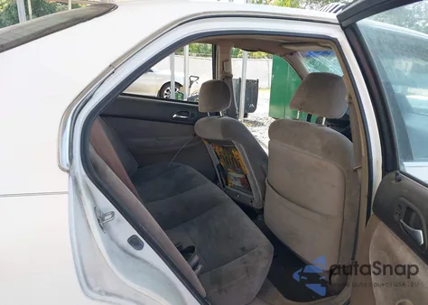 1994 Honda Accord Ex/Ex-R z USA, uszkodzony, nr VIN 1HGCD5656RA085372